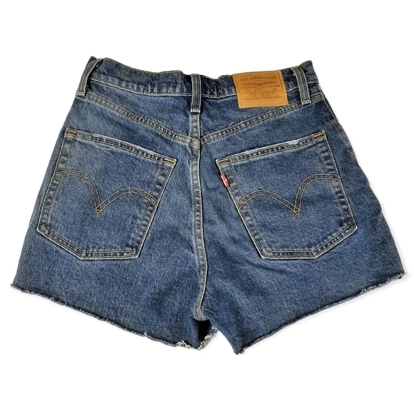Levi's Ribcage Denim Shorts High Rise Buttonfly Distressed Size 25​​​​​​​​​​​​​ - Picture 5 of 14